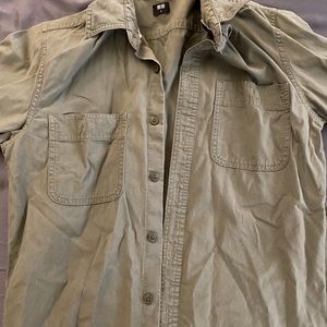 Free Uniqlo green shirt